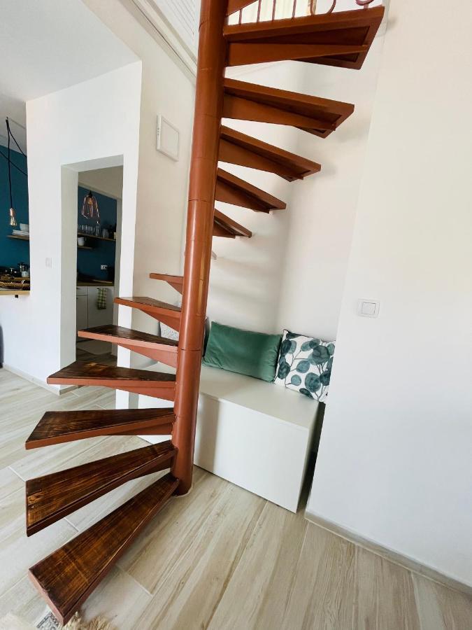 Chic Sea Front Apartment With Breathtaking Kotor Bay View Donji Stoliv Zewnętrze zdjęcie
