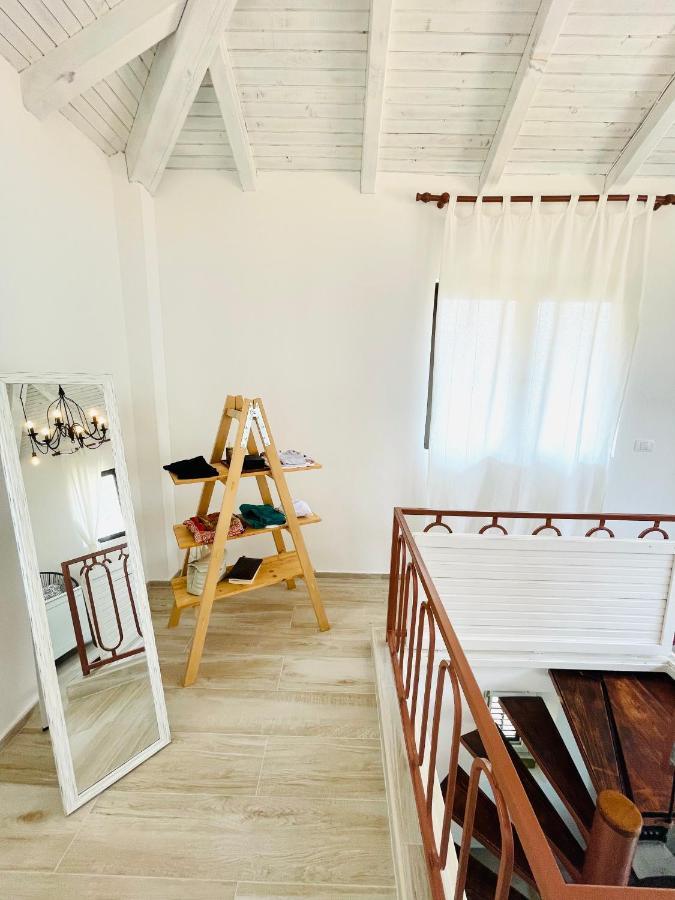 Chic Sea Front Apartment With Breathtaking Kotor Bay View Donji Stoliv Zewnętrze zdjęcie